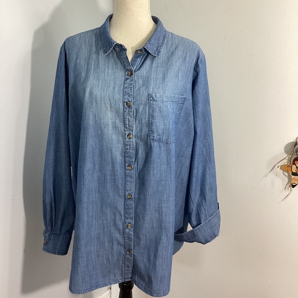 SONOMA GOODS FOR LIFE WOMAN PLUS 2X DENIM CHAMBRAY BUTTON DOWN SHIRT - Picture 1 of 9